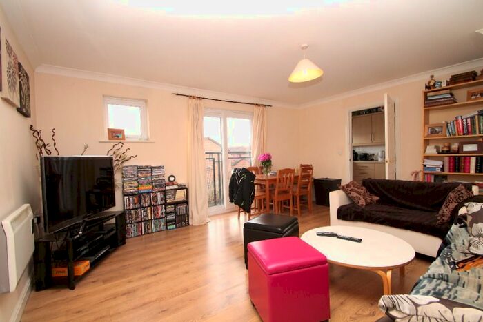 2 Bedroom Flat To Rent In Chester Road, Stretford, M32