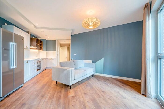 3 Bedroom Flat To Rent In Collyer, Canada Gardens, Wembley Park, HA9