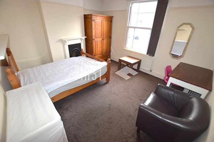 3 Bedroom Terraced House To Rent In St. Leonards Road, Clarendon Park, LE2