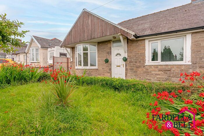 2 Bedroom Semi-detached House For Sale In Brownside Road, Burnley, BB10