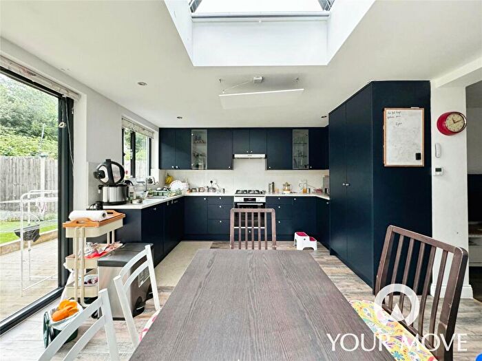 4 Bedroom Terraced House To Rent In Edgeworth Road, London, Greenwich, SE9