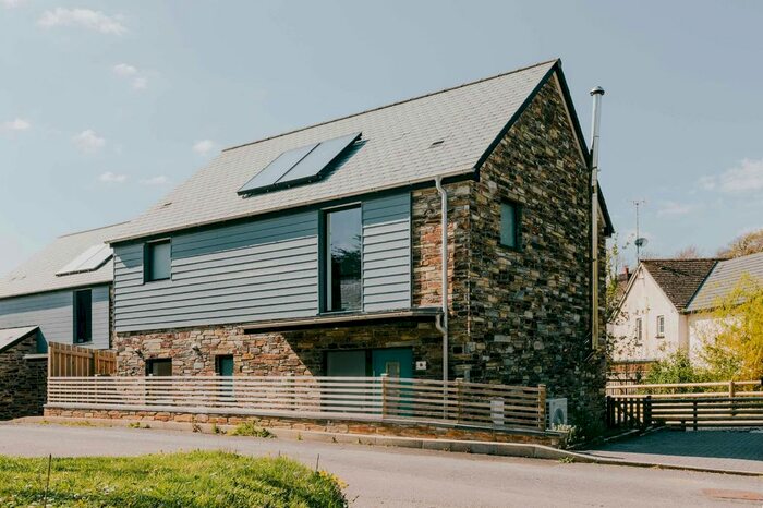 3 Bedroom Detached House To Rent In Poughill, Bude, EX23