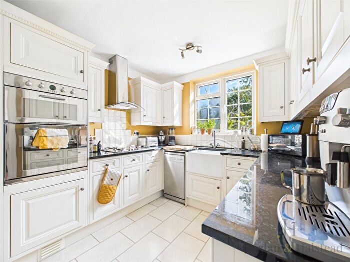 4 Bedroom End Of Terrace House To Rent In Briarwood, Wilmslow, Cheshire, SK9