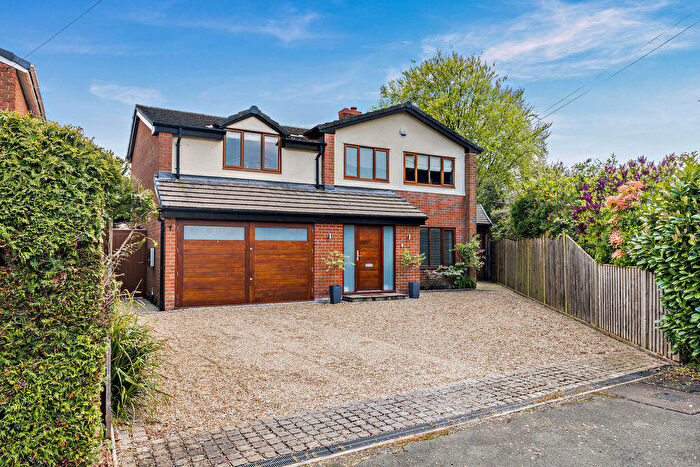 4 Bedroom Detached House For Sale In The Paddock, Tarporley, CW6