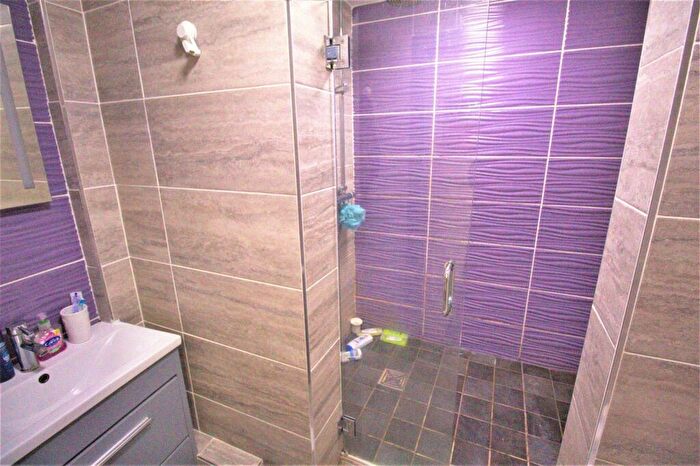 2 Bedroom Apartment To Rent In Flat B Porterbrook Apartments, Broomhall Street, S3