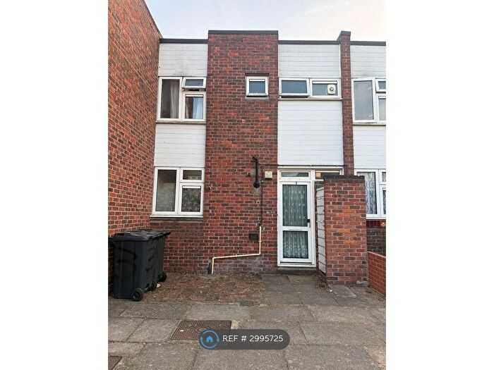 3 Bedroom Terraced House To Rent In Friston Path, Chigwell, IG7