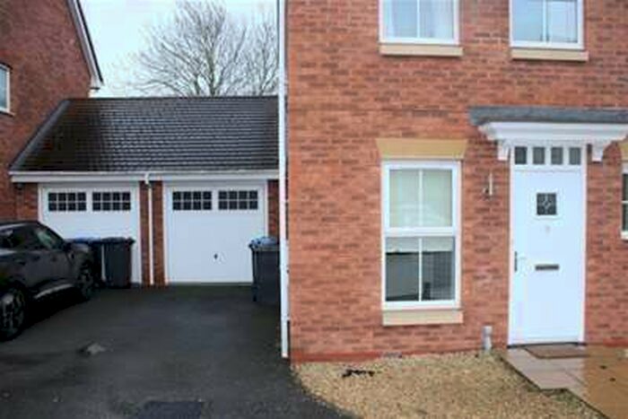 3 Bedroom House To Rent In Portia Road, Stratford Upon Avon, CV37