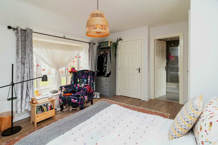 5 Bedroom Detached House For Sale In Genesis Green, Ashland, Milton Keynes, Buckinghamshire, MK6