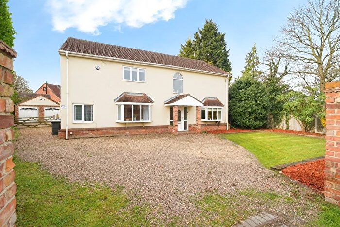 4 Bedroom Detached House For Sale In Old Epworth Road, Hatfield, Doncaster, DN7