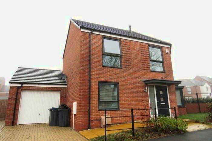 3 Bedroom Property To Rent In Raven Hays Road, Birmingham, B31