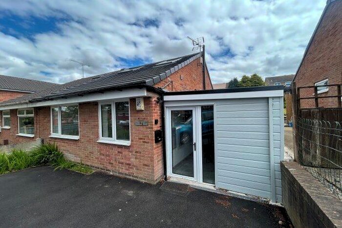 3 Bedroom Bungalow To Rent In Chestnut Avenue, Sheffield, S21