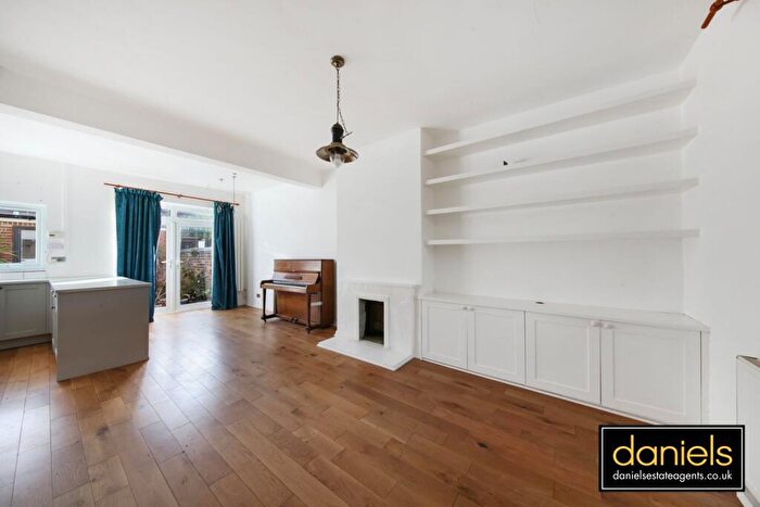 2 Bedroom Cottage For Sale In Stephenson Street, Willesden Junction, London, NW10