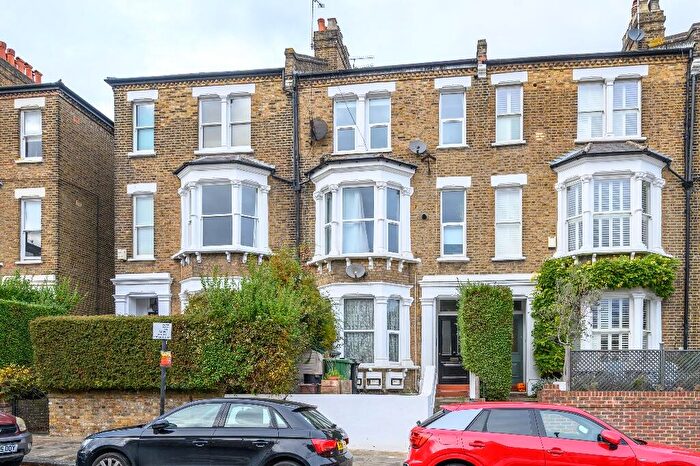 2 Bedroom Flat To Rent In Lady Somerset Road, London, NW5