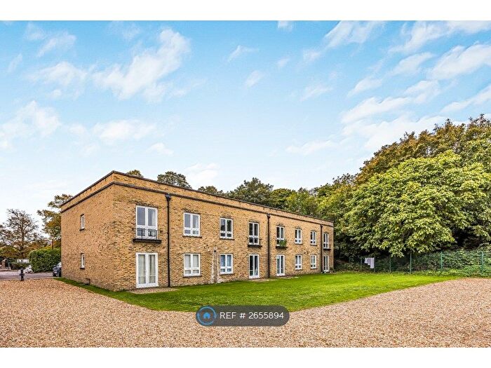 2 Bedroom Flat To Rent In Weevil Lane, Gosport, PO12