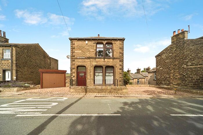 4 Bedroom Detached House For Sale In Hebden Road, Haworth, Keighley, BD22
