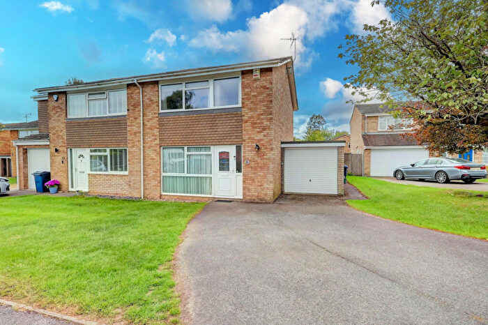 3 Bedroom Semi-Detached House For Sale In Hill Farm Way, Hazlemere, High Wycombe, Buckinghamshire, HP15