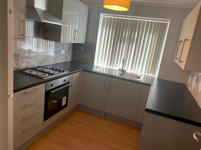 1 Bedroom Flat To Rent In Dunedin Way, Yeading, UB4