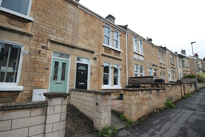 3 Bedroom Terraced House To Rent In Ivy Avenue, Oldfield Park, Bath, Somerset, BA2