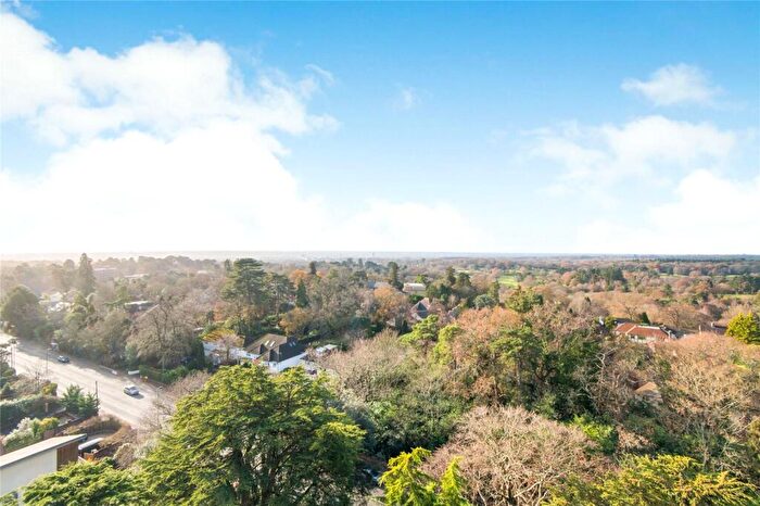 3 Bedroom Flat For Sale In Brampton Tower, Bassett Avenue, Southampton, Hampshire, SO16