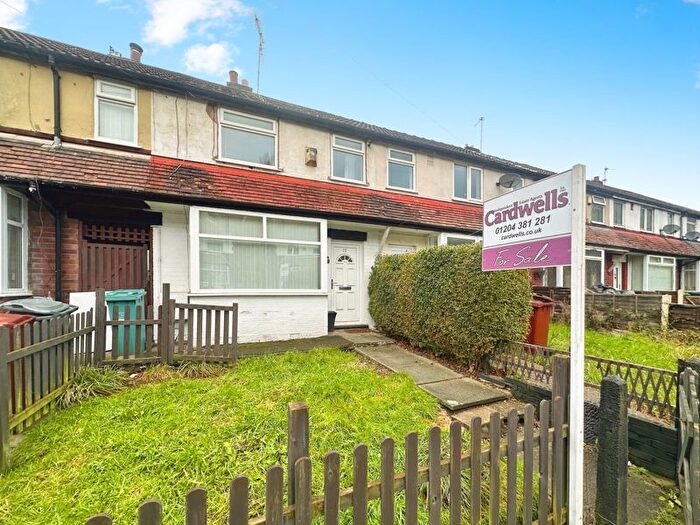 2 Bedroom Terraced House For Sale In Somerfield Road, Manchester, M9