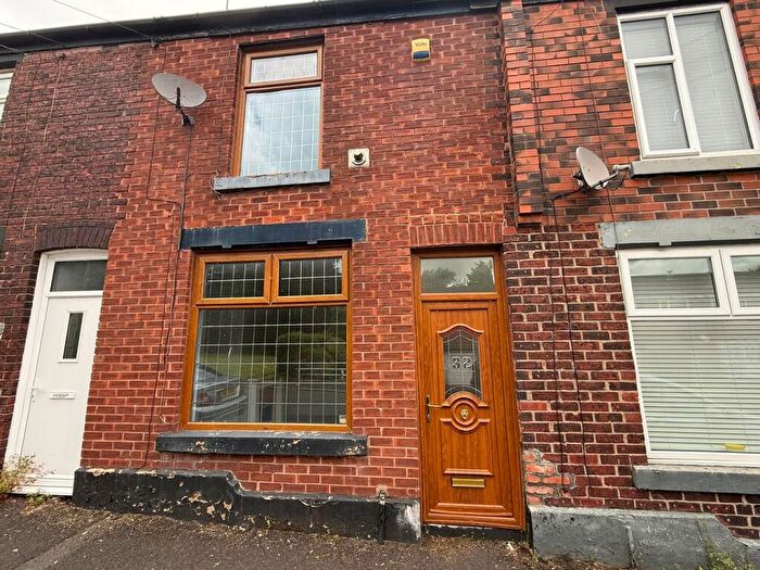 2 Bedroom House To Rent In Dean Street, Radcliffe, Manchester, M26