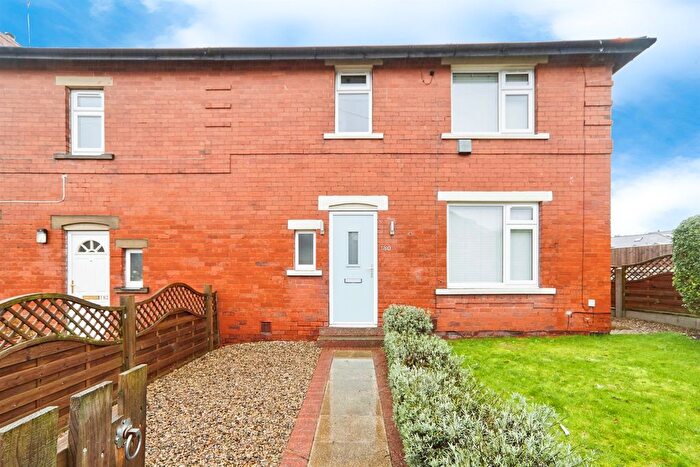 2 Bedroom End Terrace House For Sale In Low Lane, Horsforth, Leeds, LS18