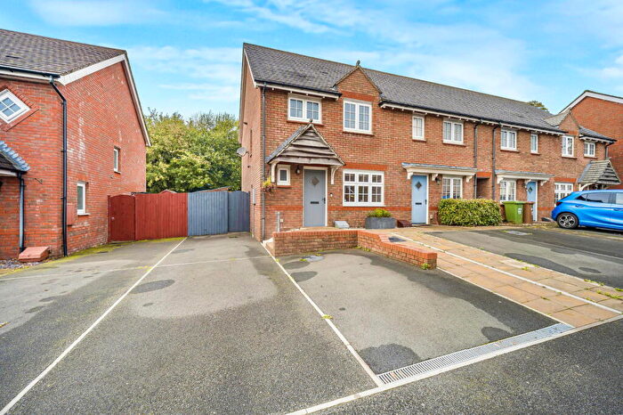 3 Bedroom End Of Terrace House For Sale In Harrier Avenue, Penallta, Hengoed, CF82