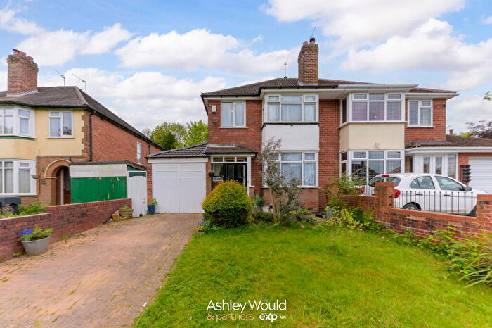 3 Bedroom Semi-Detached House For Sale In Whetty Lane, Rednal, Birmingham, B45