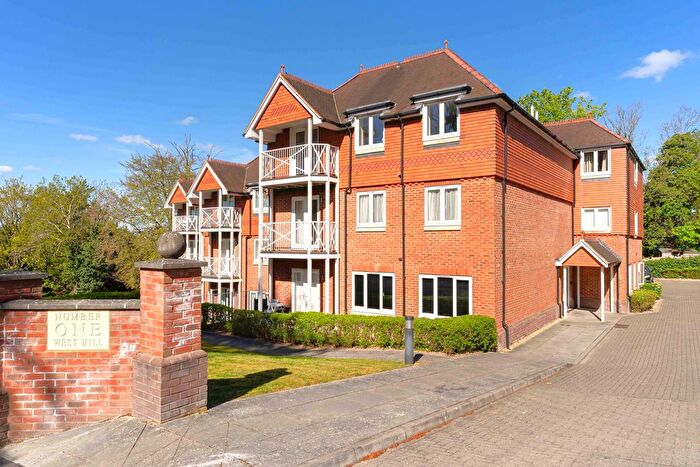 2 Bedroom Flat For Sale In West Hill, South Croydon, CR2