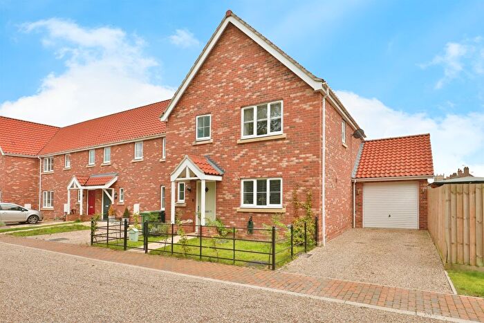 3 Bedroom End Of Terrace House For Sale In Parfitt Close, Foxley, Dereham, NR20