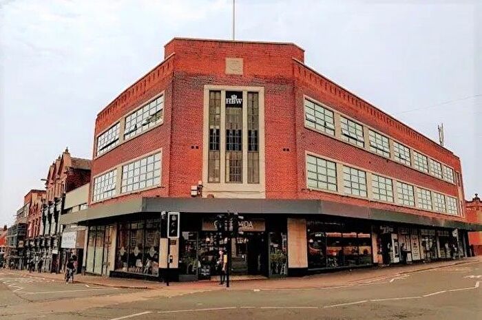 2 Bedroom Flat To Rent In Wharncliffe Road, Ilkeston, DE7