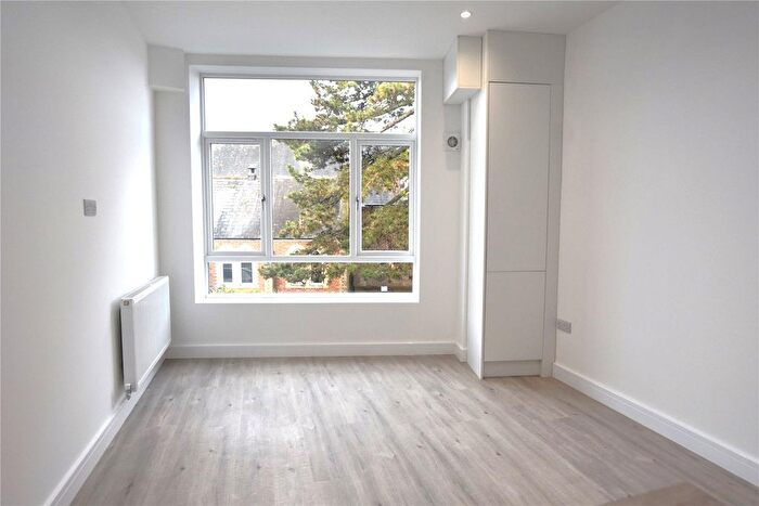 1 Bedroom Flat For Sale In Broadway, Didcot, Oxfordshire, OX11