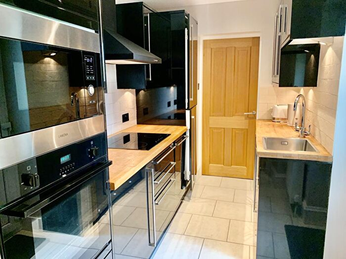 2 Bedroom Flat To Rent In Broomhill Road, Ground Floor, AB10