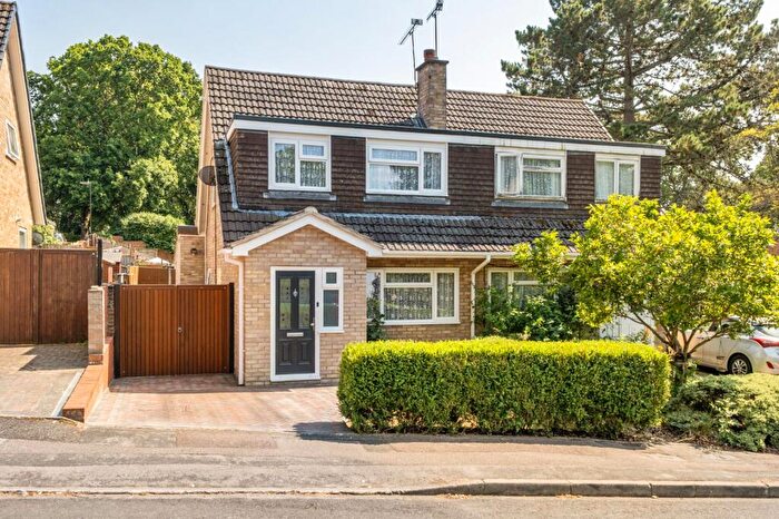 3 Bedroom Semi-Detached House For Sale In Petworth Gardens, Lordswood, Southampton, Hampshire, SO16