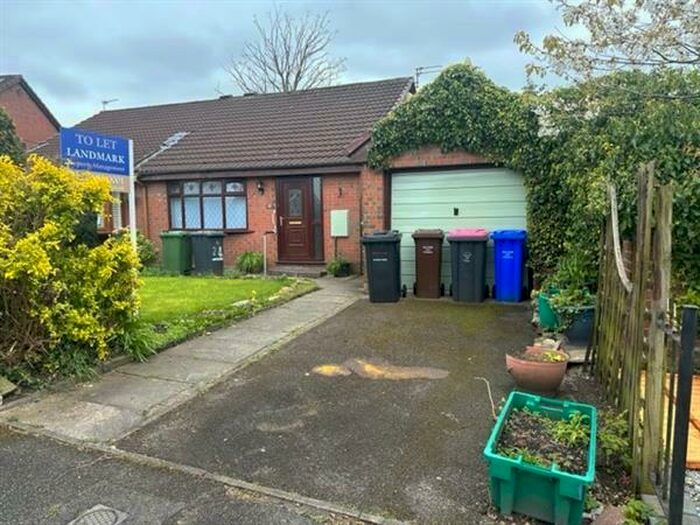 2 Bedroom Bungalow To Rent In Ellerby Avenue, Manchester, M27