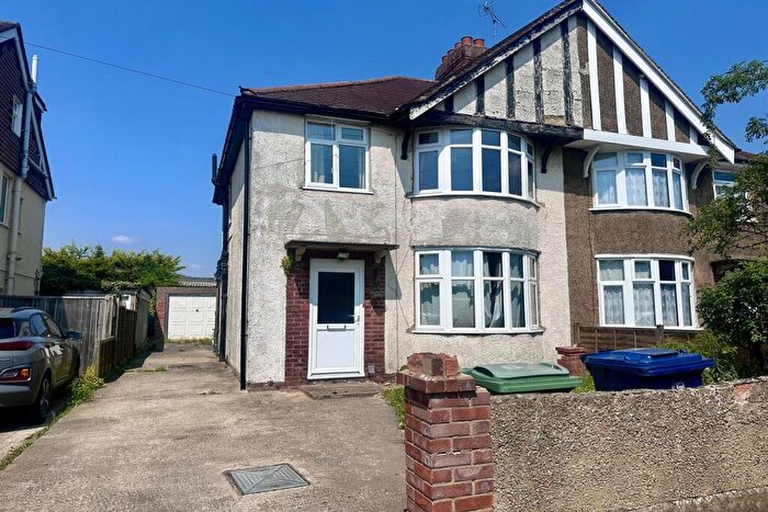 4 Bedroom Terraced House To Rent In Langley Close, Headington, Oxford, OX3