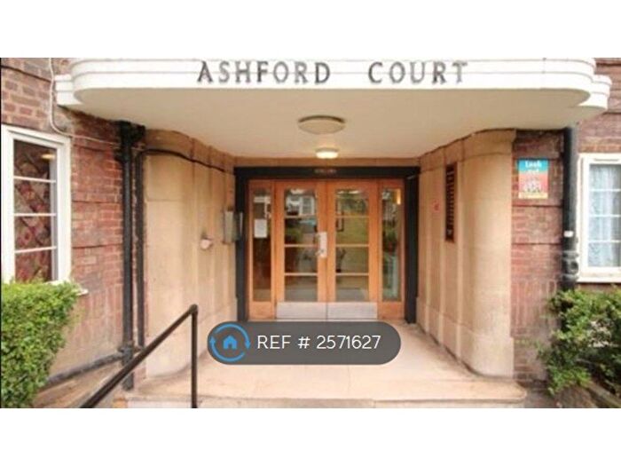 1 Bedroom Flat To Rent In Ashford Court, London, NW2