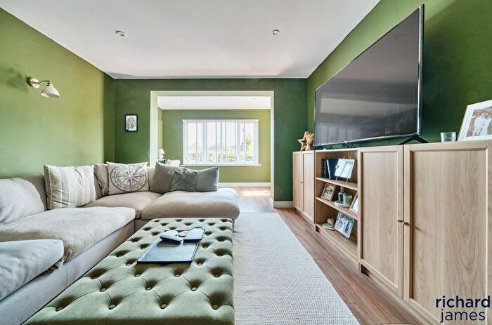 2 Bedroom Bungalow For Sale In Compton Road, Hilmarton, SN11