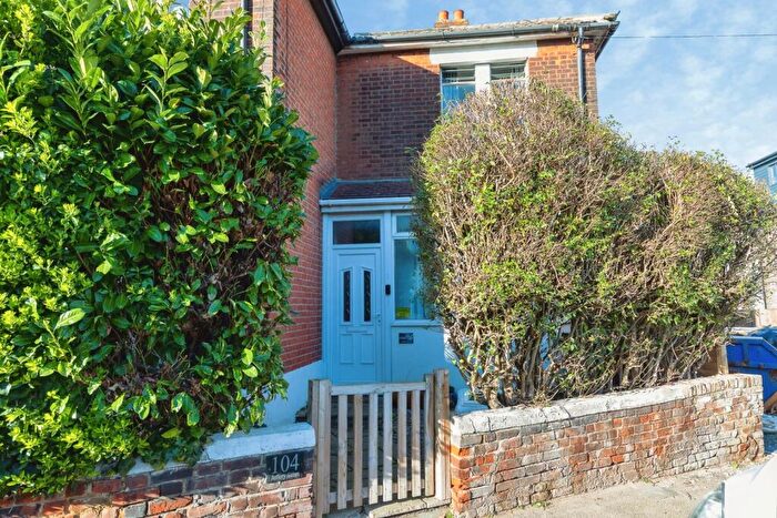 2 Bedroom Semi Detached House For Sale In Jeffery Street, Gillingham, Kent, ME7