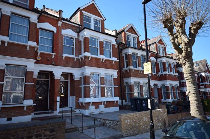 2 Bedroom Flat To Rent In Curzon Road, Muswell Hill, N10