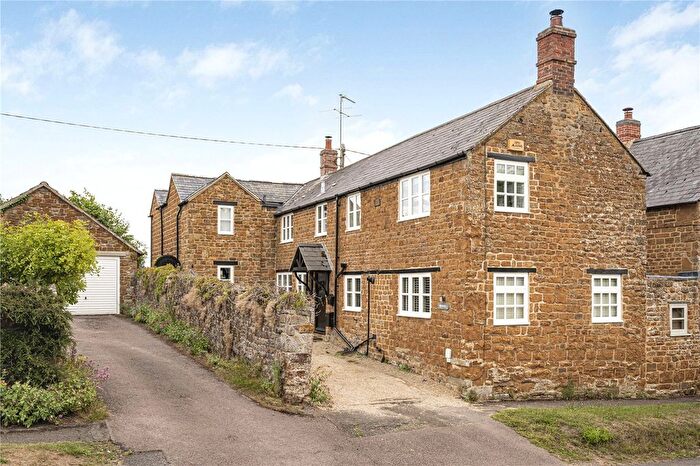 4 Bedroom Detached House For Sale In Horley, Banbury, Oxfordshire, OX15