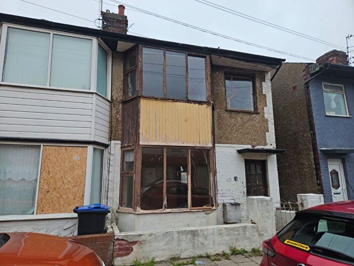 3 Bedroom End Of Terrace House For Sale In Hodder Avenue, Blackpool, Lancashire, FY1