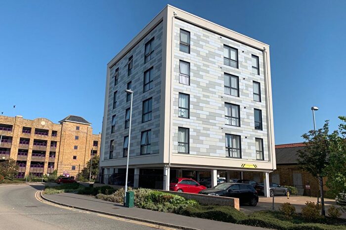 2 Bedroom Flat To Rent In Wharf Road, Chelmsford, CM2
