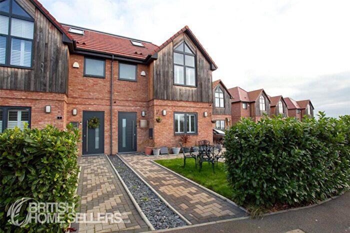 4 Bedroom Semi-Detached House For Sale In St. Nicholas Park, St. Nicholas At Wade, Birchington, Kent, CT7