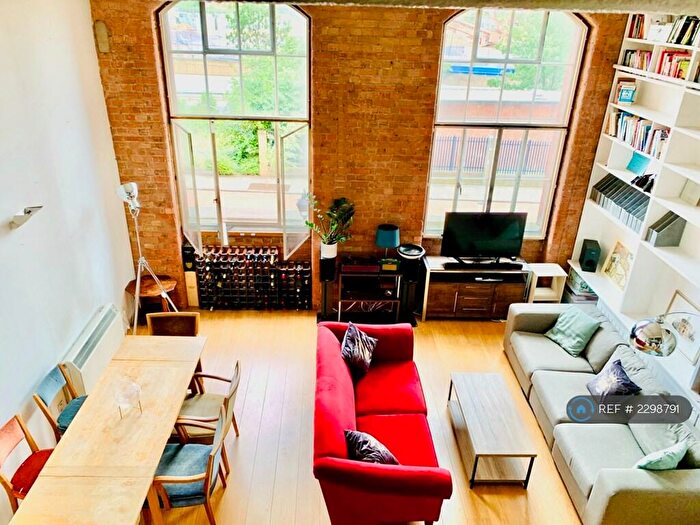 2 Bedroom Flat To Rent In Bow Quarter, London, E3