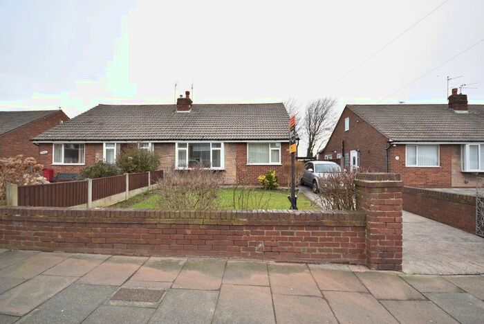 2 Bedroom Semi-Detached Bungalow To Rent In Warley Road, Blackpool, Lancashire FY2