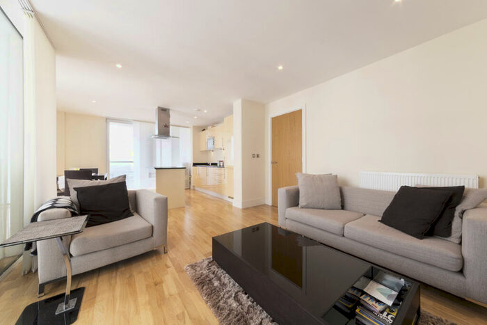 2 Bedroom Apartment To Rent In Lanterns Way, London, E14