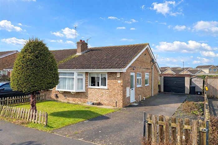 2 Bedroom Semi-Detached Bungalow For Sale In Minster Close, Wigginton, York, YO32