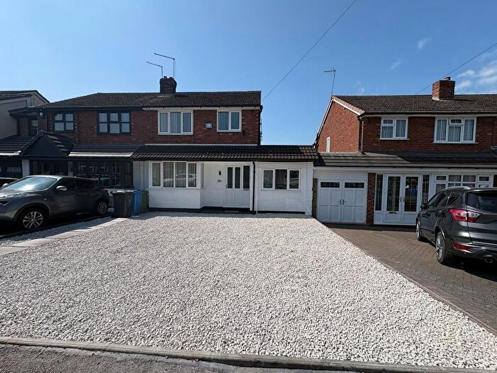 4 Bedroom Property To Rent In Coppice Close, Cheslyn Hay, Walsall, WS6