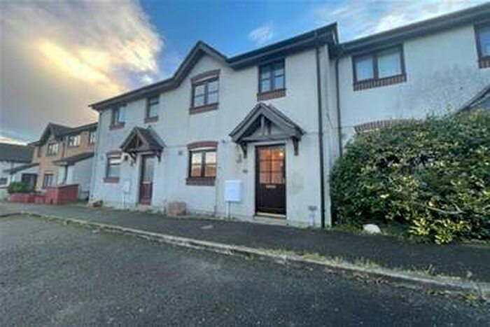 2 Bedroom House To Rent In Gloweth, TR1